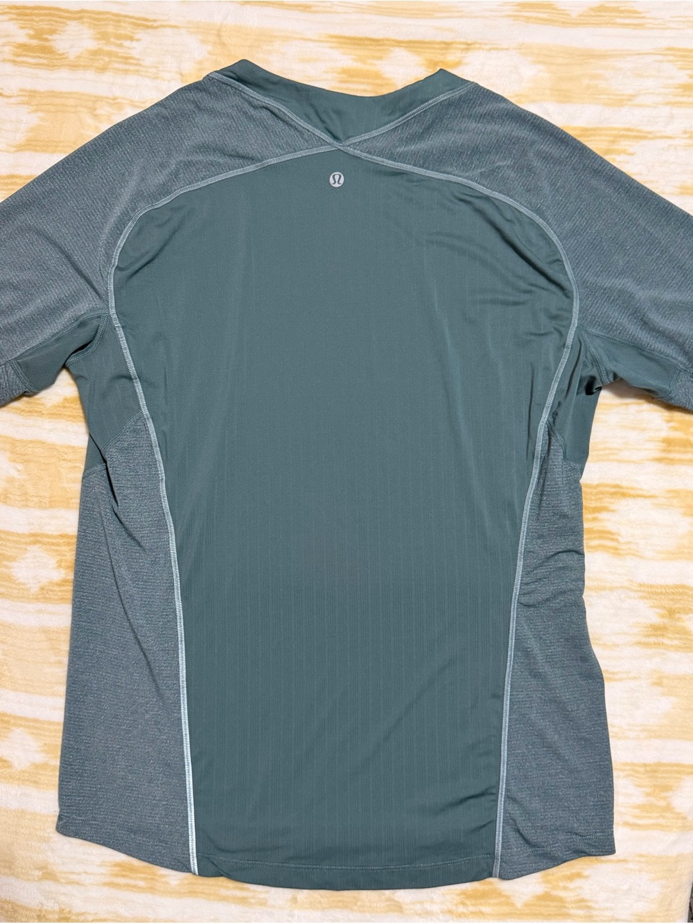 Lululemon Shirt Mens L Green Heathered Mesh Stretch Square Neck Vent Train Run